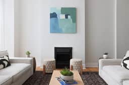 Luxury Two-Level Townhouse | Patio | Lincoln Park - Image 3