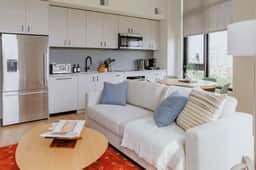 Luxury Penthouse Collection PH1 - Fulton Market - Image 5