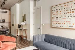 Luxury Designer Loft 402 | River North - Image 4