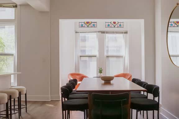 Designer Loft 3W | Heart of Gold Coast/River North - Image 1