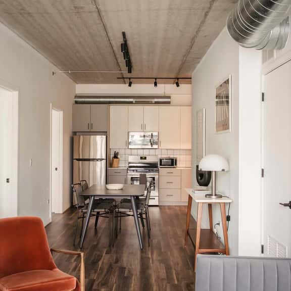 Luxury Designer Loft 202 | River North - Image 1