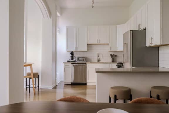 Designer Loft 3E | Heart of Gold Coast/River North - Image 3