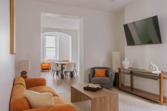 Penthouse Designer Loft 4W | GoldCoast/River North - Image 3