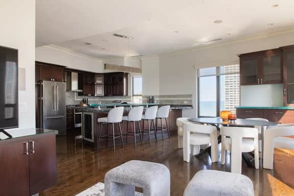 Luxury Designer Penthouse Combo | NW | Gold Coast - Image 2