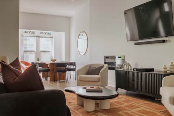 Designer Loft 3W | Heart of Gold Coast/River North - Image 4