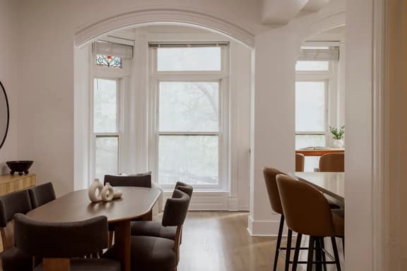 Designer Combo Loft 2E & 2W|Gold Coast/River North - Image 1