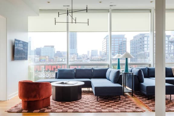 Unique Luxury Fulton Market Penthouse - Sleeps 32 - Image 1